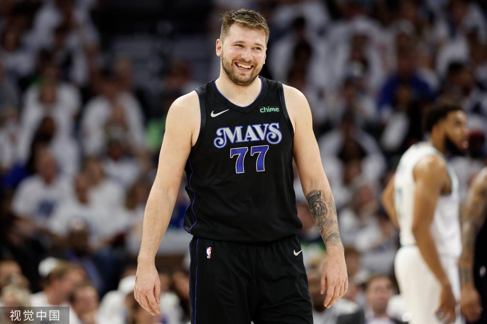 攻防两端潜 攻防两端潜