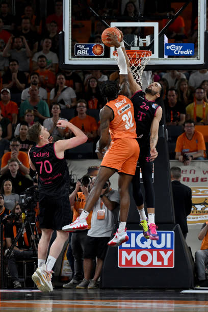 在这项比赛 在这项比赛