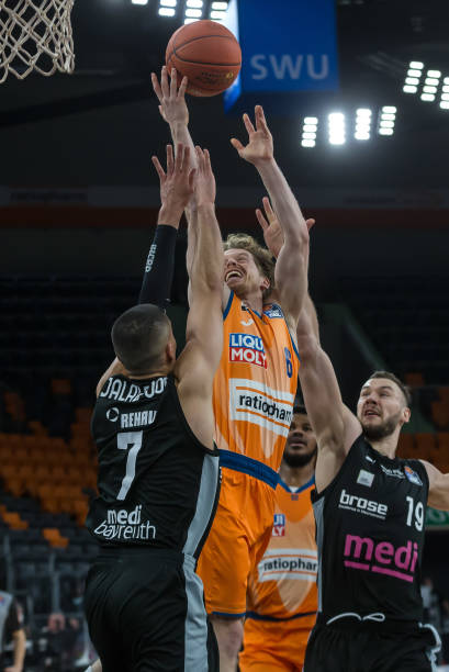 江苏客场难 江苏客场难